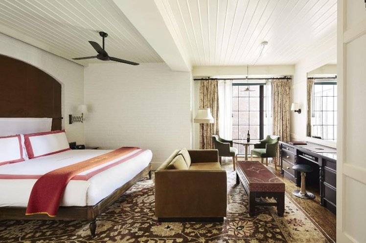 DOUBLE SUPERIOR CITY VIEW Room