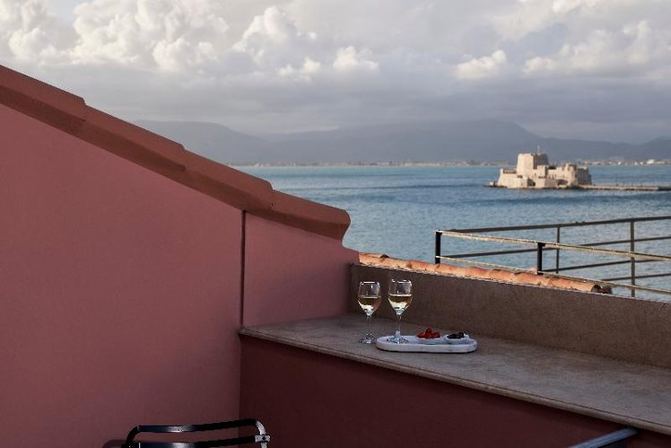 DOUBLE SUPERIOR WITH VIEWS Room