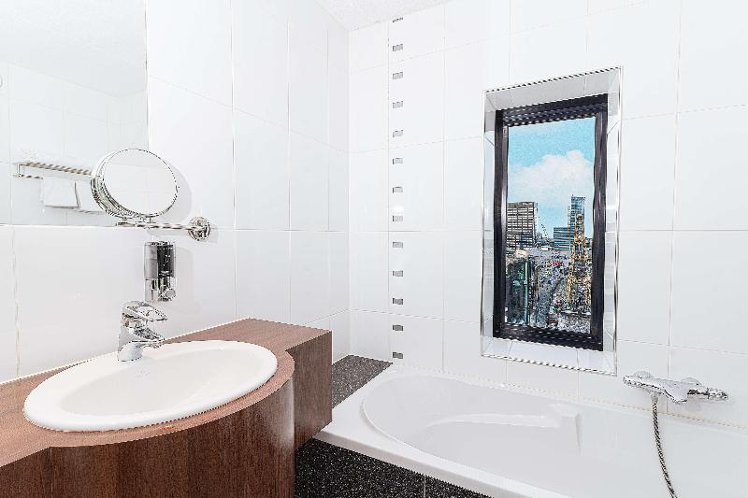 TWIN DELUXE RIVER VIEW Room
