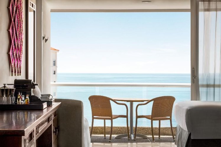 JUNIOR SUITE CLUB OCEAN VIEW Room