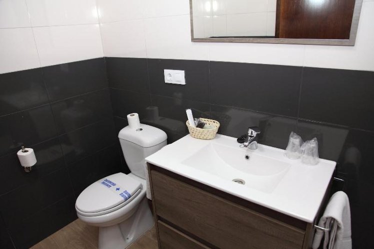 SINGLE STANDARD Room