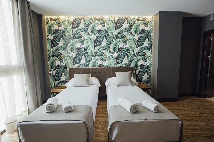 DOUBLE TWO BEDS Room