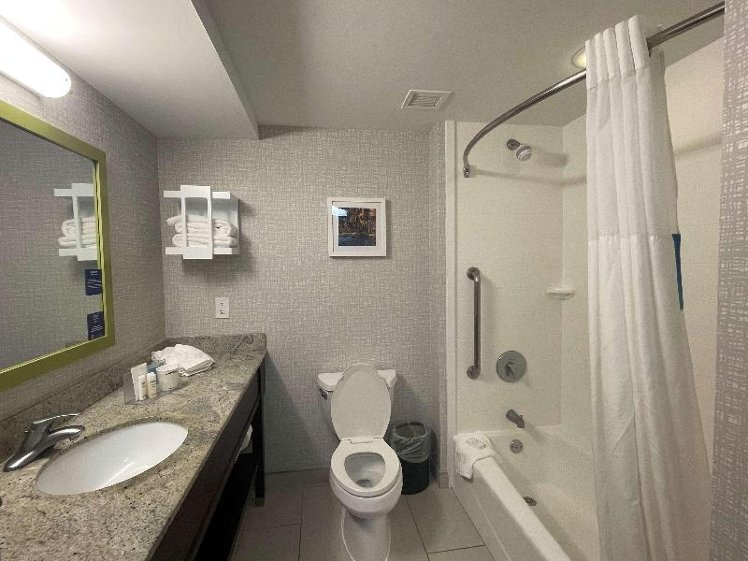 DOUBLE TWO QUEEN BEDS NON SMOKING Room