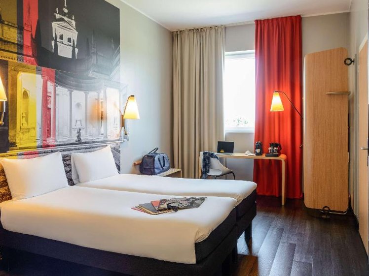 TWIN STANDARD Room