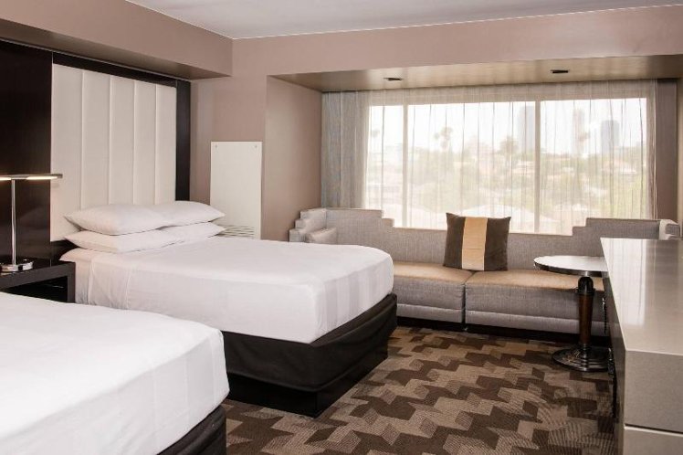 DOUBLE TWO DOUBLE BEDS Room