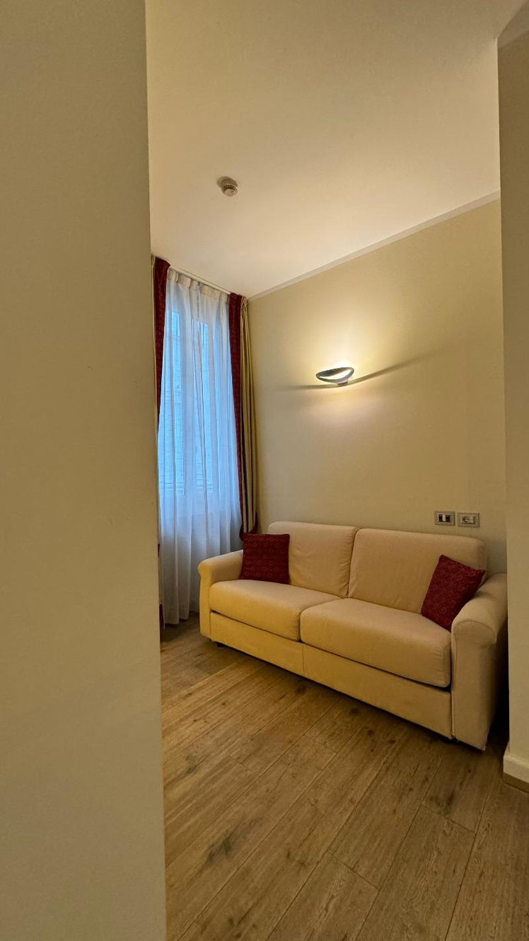 TRIPLE SUPERIOR Room