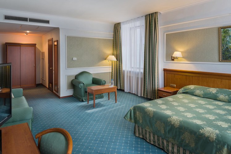 DOUBLE BUSINESS Room