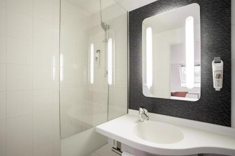TWIN STANDARD Room
