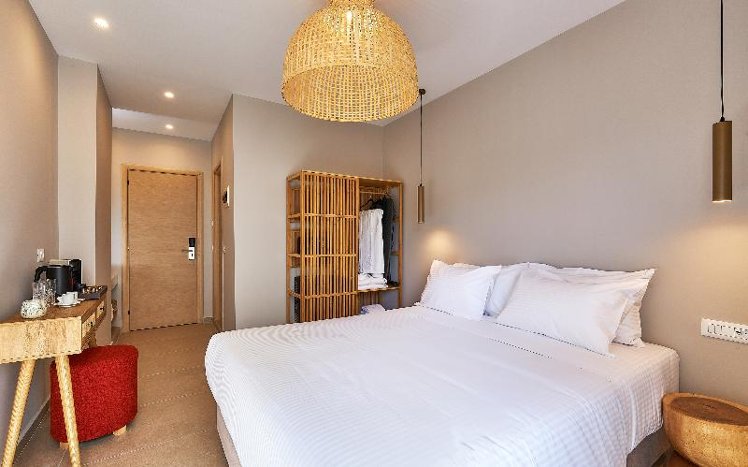DOUBLE STANDARD Room