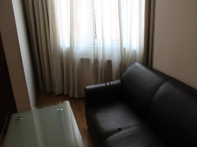 TRIPLE STANDARD Room
