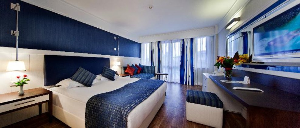 DOUBLE COMFORT Room