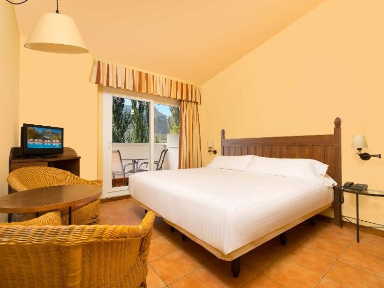 Double or Twin STANDARD Room