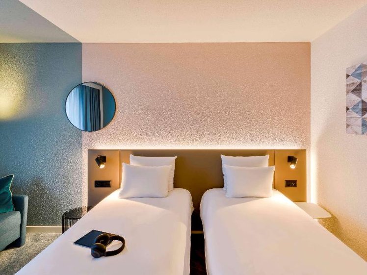 TWIN SUPERIOR Room