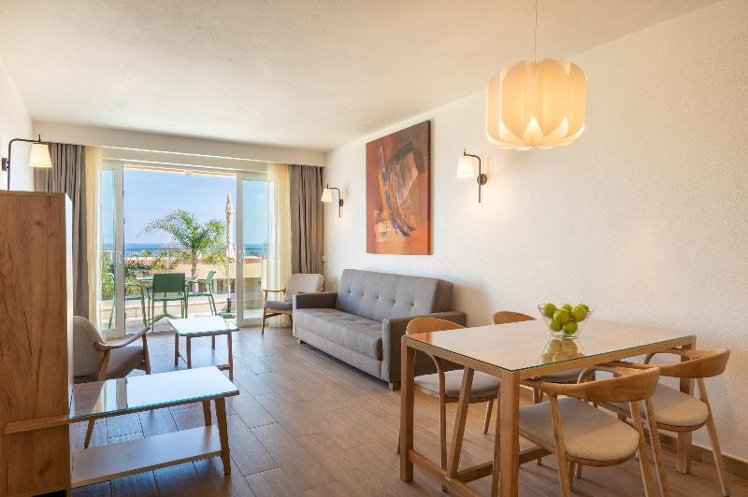 APARTMENT SEA VIEW CAPACITY 5 Room