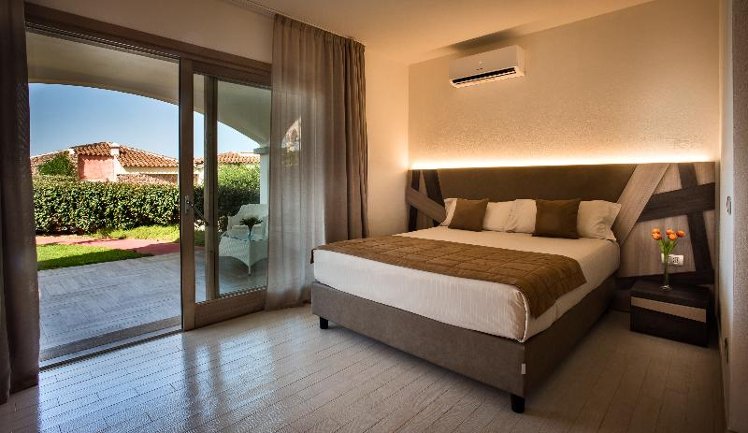 SUITE GARDEN VIEW Room