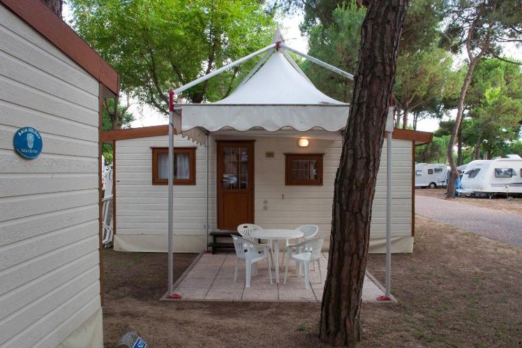 MOBILE HOME TWO BEDS Room