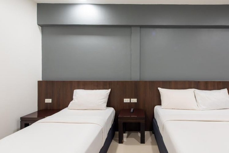 TRIPLE STANDARD Room