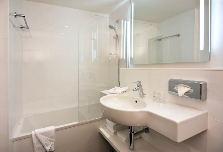 DOUBLE STANDARD Room
