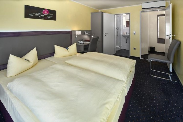 DOUBLE COMFORT Room