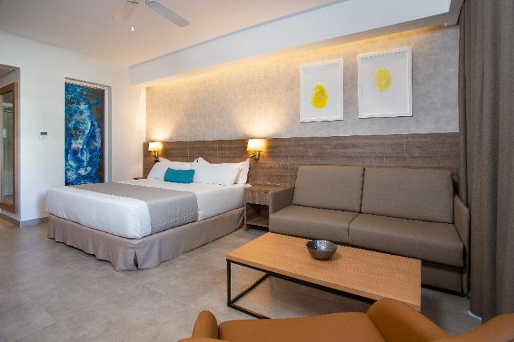 DOUBLE LUXURY Room
