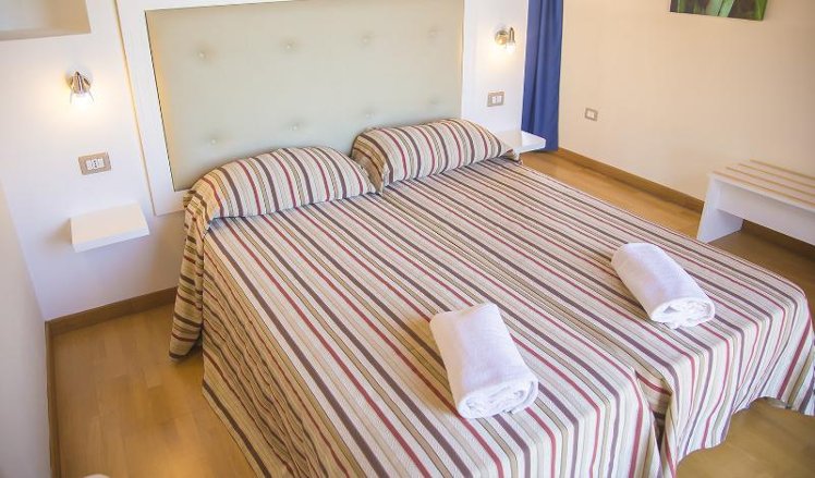 JUNIOR SUITE DELUXE Room