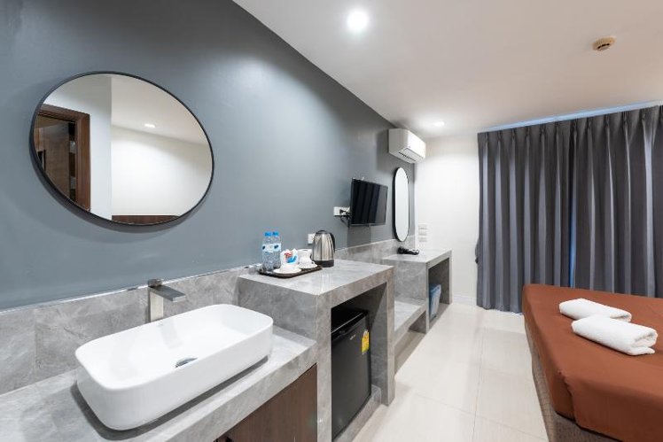 TWIN PREMIER Room
