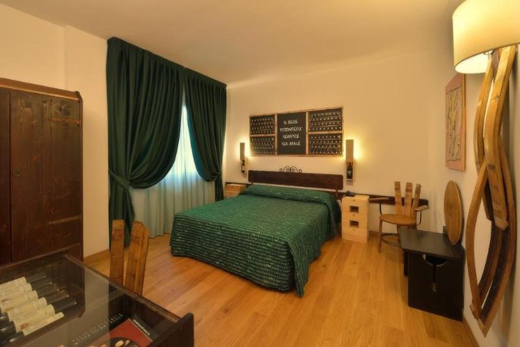 DOUBLE SUPERIOR Room