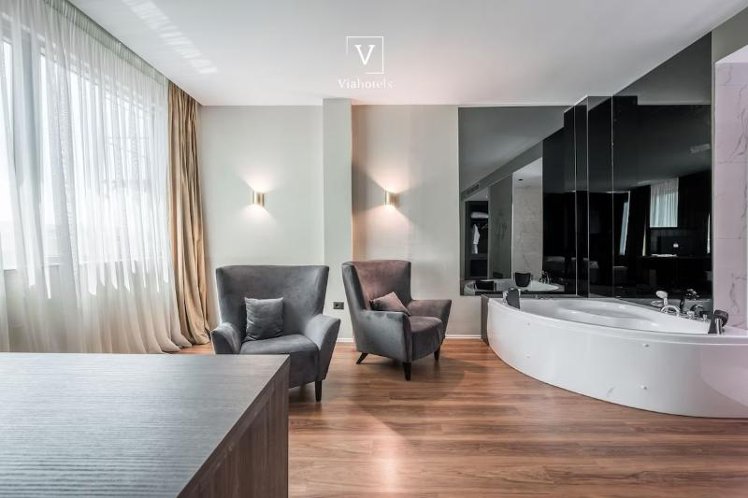 SUITE DELUXE Room