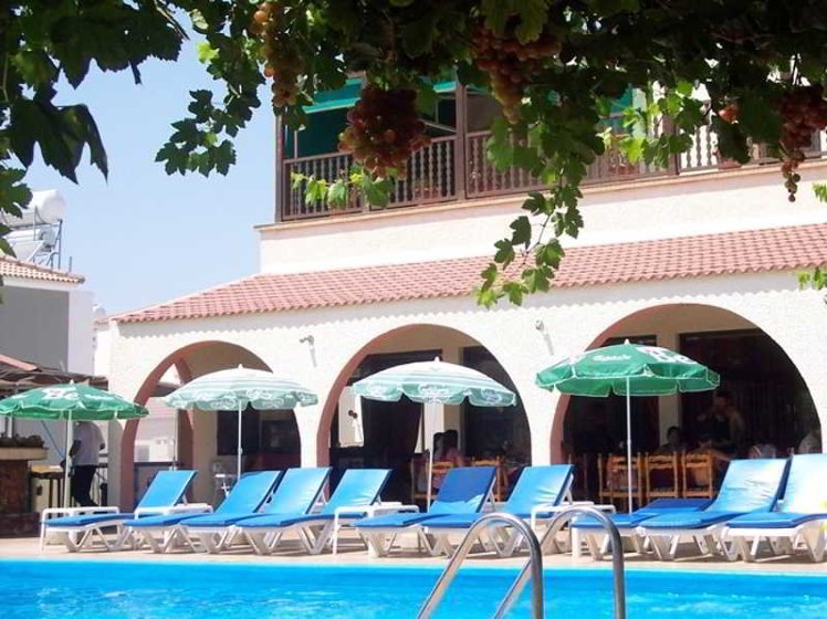 Chrysland Hotel