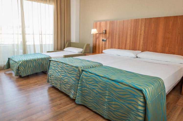 TWIN Accessible Room