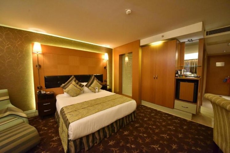 SINGLE STANDARD Room