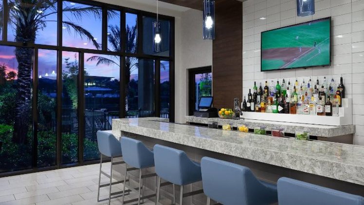 Bar