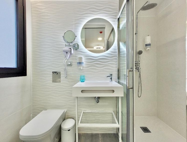 DOUBLE STANDARD Room