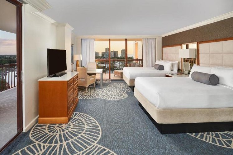 DOUBLE TWO QUEEN BEDS Room