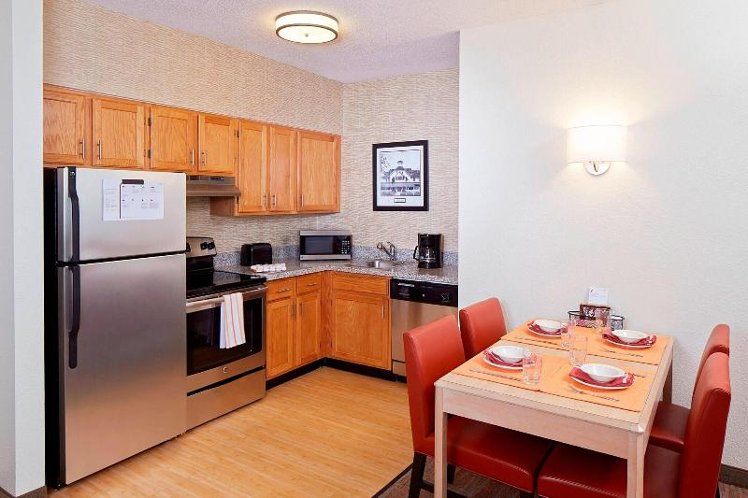 SUITE Accessible-Queen Size Bed Room