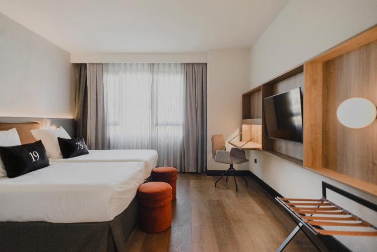 DOUBLE SINGLE USE WITH VIEWS Room