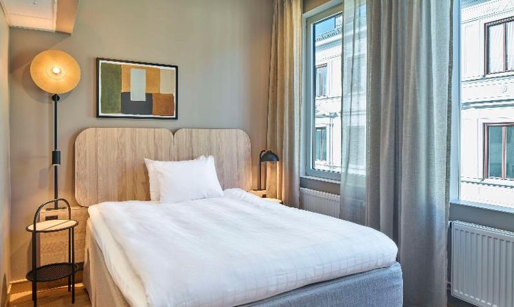SINGLE STANDARD Room