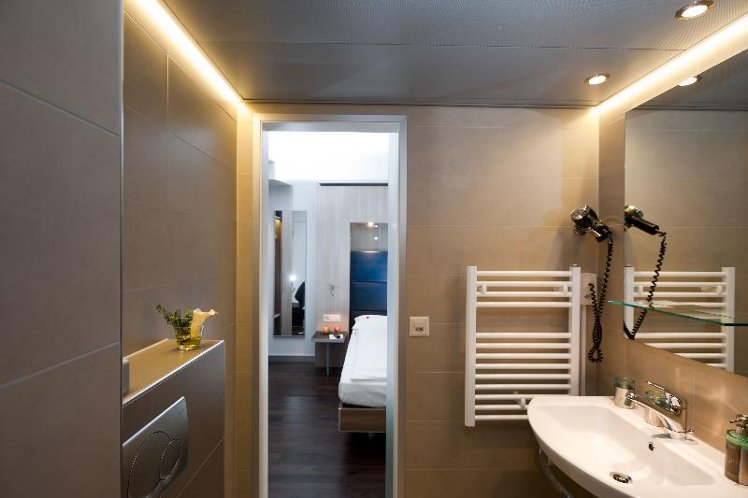TWIN STANDARD Room