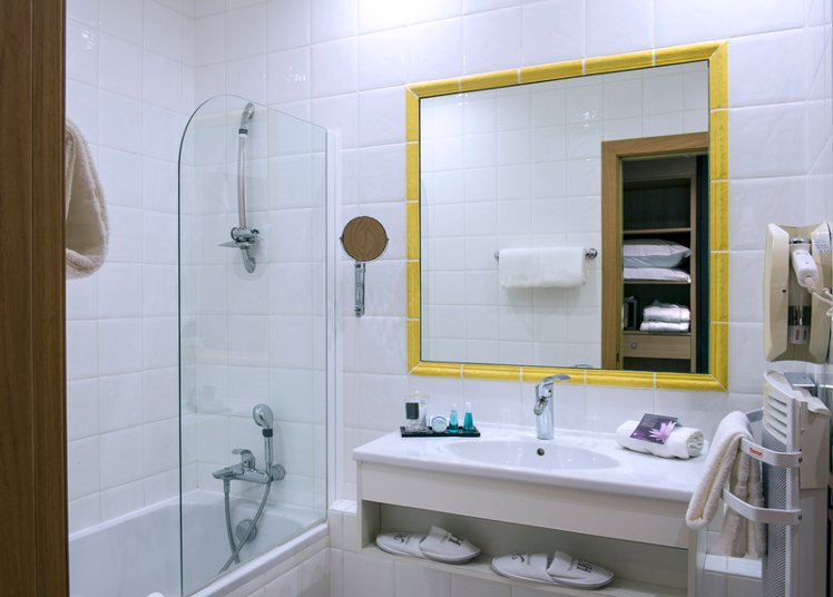DOUBLE DELUXE Room
