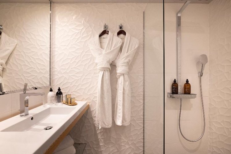 DOUBLE DELUXE Room