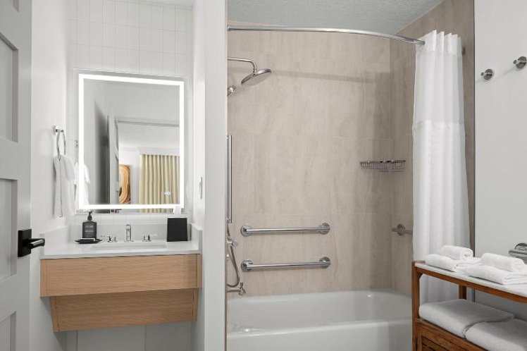 DOUBLE WITH VIEWS Room