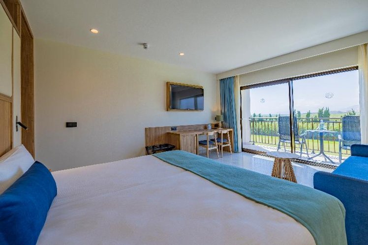 DOUBLE SIDE SEA VIEW Room