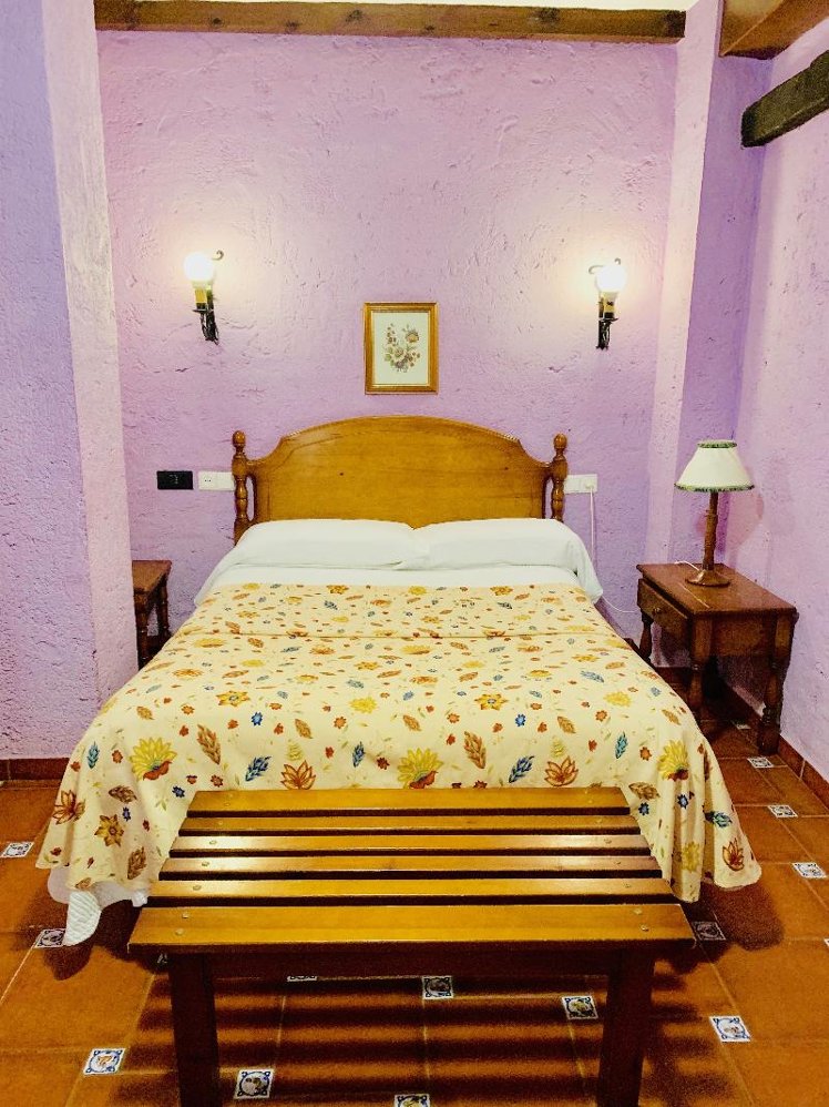 SINGLE STANDARD Room