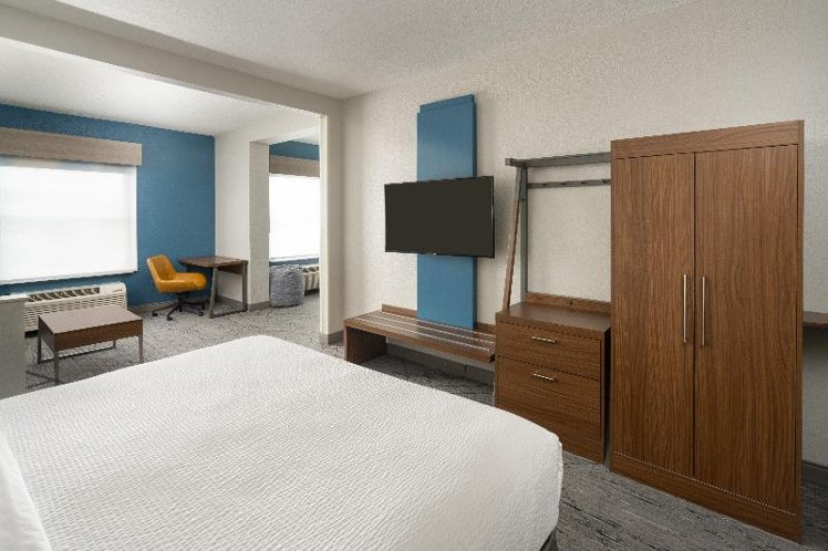 SUITE Accessible Room