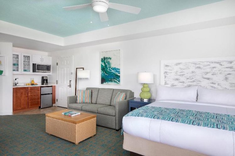 DOUBLE KING SIZE BED Room