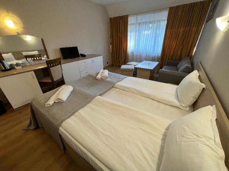 DOUBLE STANDARD Room