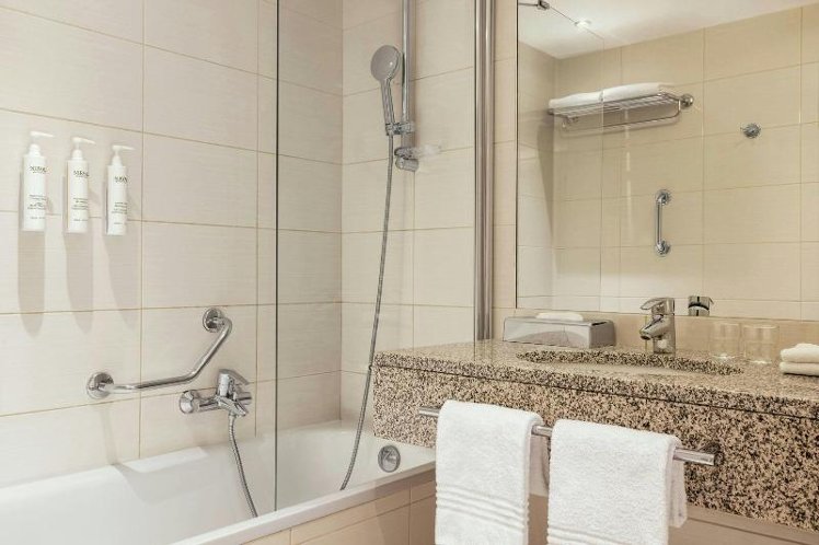 TWIN SUPERIOR Room