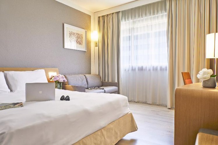 DOUBLE SUPERIOR Room