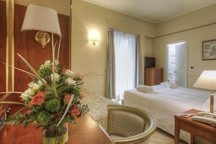 DOUBLE SUPERIOR Room
