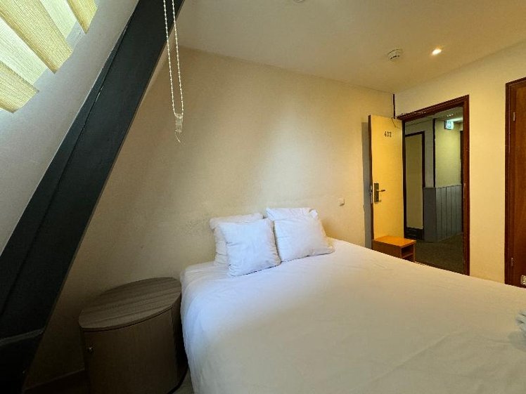DOUBLE STANDARD Room